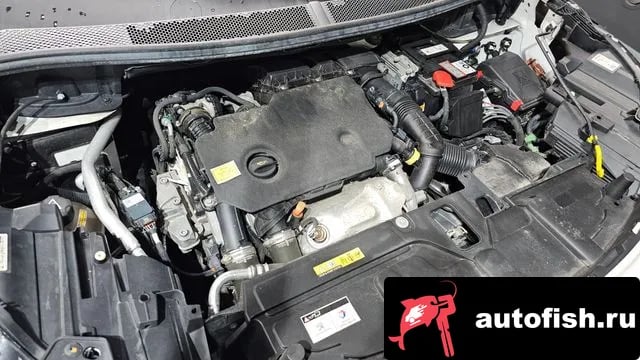 Peugeot 3008 3008 second generation 2022 года - вид 6