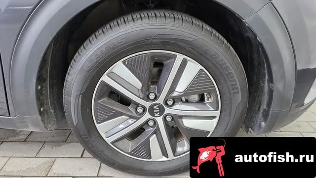 Kia Niro The New Niro 2020 года - похожие автомобили