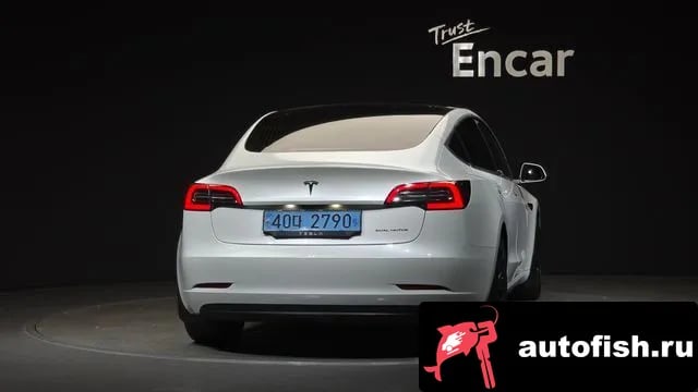 Tesla Model 3 Model 3 2020 года - вид 4