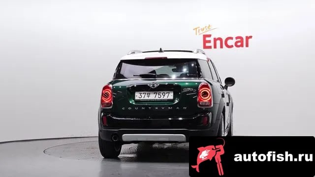Mini Countryman Cooper D Country Man 2018 года - вид 4