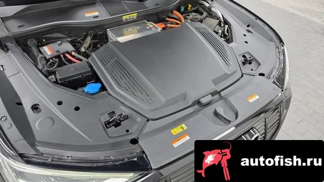 Audi e-tron e-Tron 2023 года - вид 6