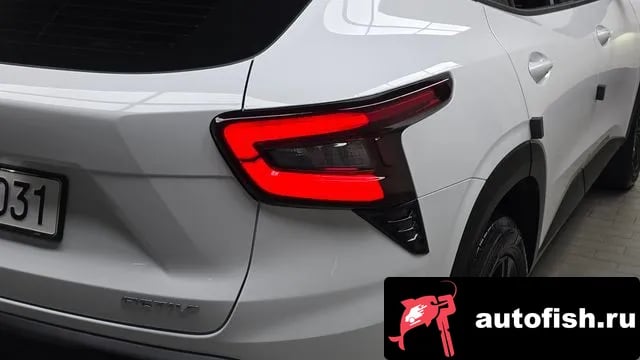 Chevrolet (GM Daewoo) Trax Trax Crossover 2023 года - похожие автомобили