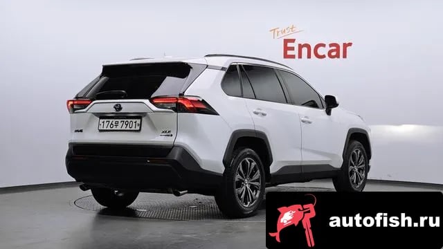 Toyota RAV4 RAV4 5th Generation 2022 года - вид 2