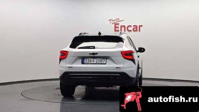 Chevrolet (GM Daewoo) Trax Trax Crossover 2026 года - вид 3