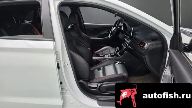 Hyundai i30 i30 (PD) 2020 года - похожие автомобили