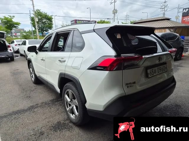 Toyota RAV4 RAV4 5th Generation 2019 года - вид 4