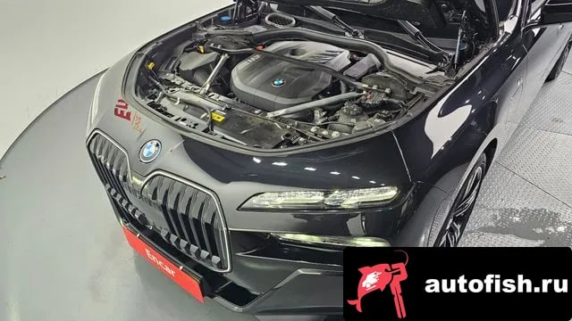 BMW 7-Series 7 Series (G70) 2025 года - вид 6