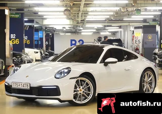 Porsche 911 911 (992) 2021 года - вид 3