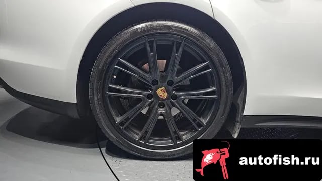 Porsche Panamera Panamera (971) 2018 года - вид 5