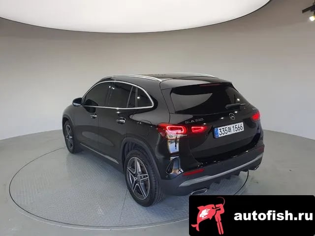 Mercedes-Benz GLA-Class GLA - Class H247 2020 года - вид 2