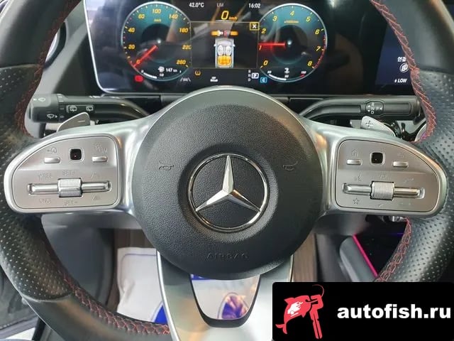 Mercedes-Benz GLA-Class GLA - Class H247 2020 года - вид 6