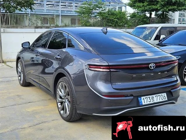 Toyota Crown Crown Crossover 2024 года - вид 4