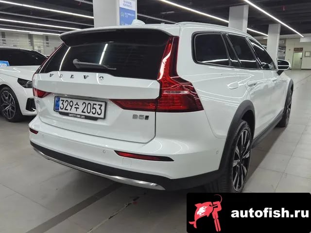 Volvo V60 V60 Cross-country 2nd Generation 2023 года - вид 6