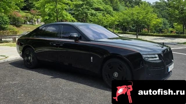 Rolls-Royce Ghost Ghost 2nd Generation 2021 года - вид 3