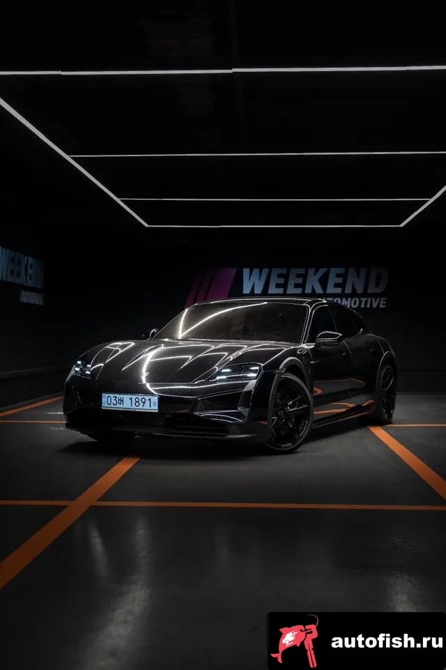 Porsche Taycan Taikan 2025 года - вид 2