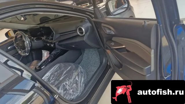 Chevrolet (GM Daewoo) Trax Trax Crossover 2026 года - вид 6