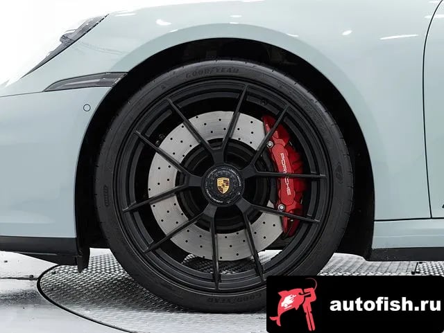 Porsche 911 911 (992) 2025 года - вид 5