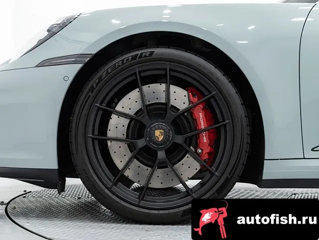 Porsche 911 911 (992) 2025 года - вид 5