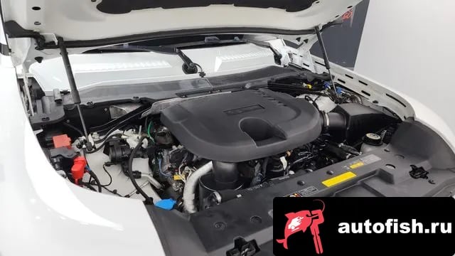 Land Rover Defender Bitdefender (L663) 2022 года - вид 6