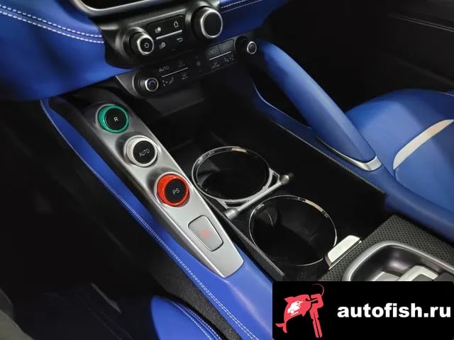Ferrari GTC4 Lusso GTC4 Russo 2019 года - похожие автомобили