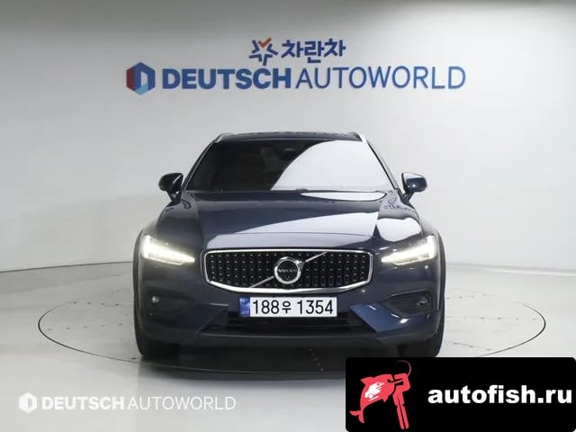 Volvo V60 V60 Cross-country 2nd Generation 2024 года - вид 3