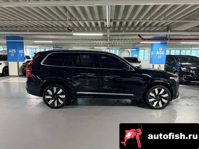 Volvo XC90 XC90 second Generation 2024 года - вид 3