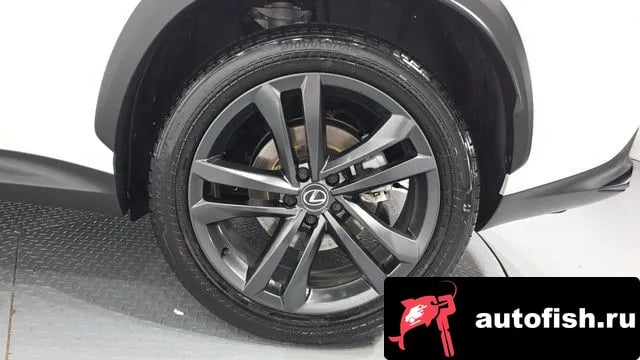 Lexus NX NX350h Second generation 2025 года - вид 4