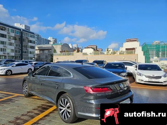 Volkswagen Arteon Atheon 2019 года - вид 6