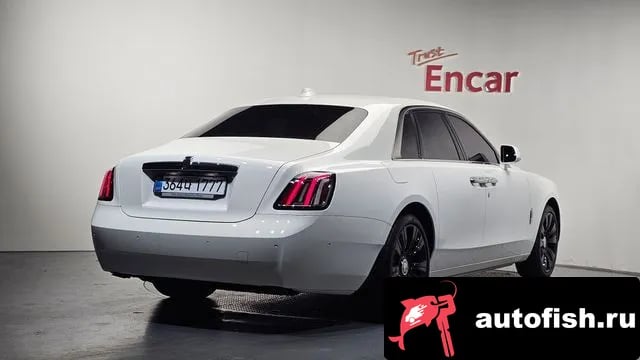Rolls-Royce Ghost Ghost 2nd Generation 2025 года - вид 2
