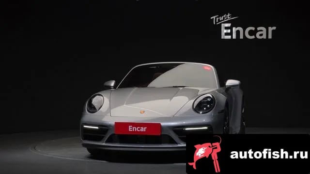 Porsche 911 911 (992) 2023 года - вид 3