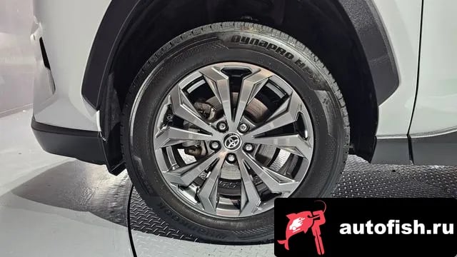 Toyota RAV4 RAV4 5th Generation 2023 года - вид 5