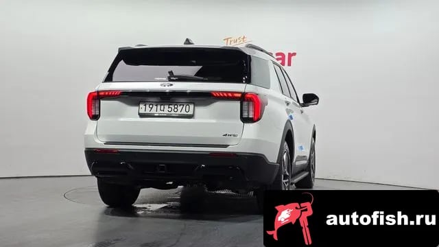 Ford Explorer Explorer 6th Generation 2025 года - вид 4