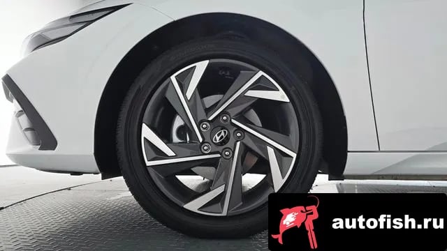 Hyundai AVANTE The New Avante (CN7) 2026 года - вид 4