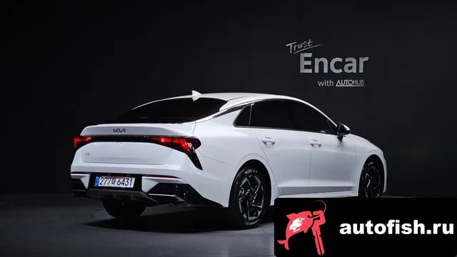 Kia K5 The New K5 3rd generation 2025 года - автомобиль из Южной Кореи