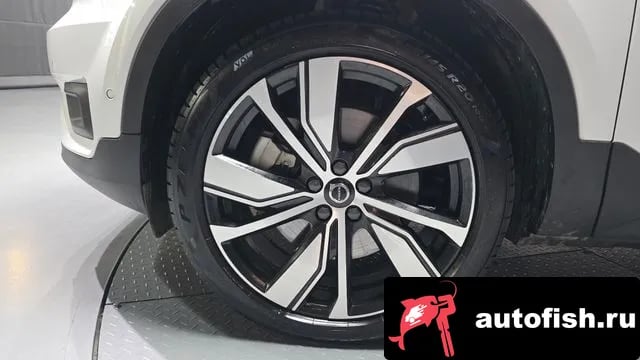 Volvo XC40 XC40 Richards 2022 года - вид 5