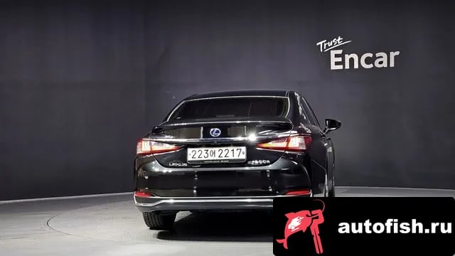 Lexus ES ES300h 7th generation 2021 года - вид 4