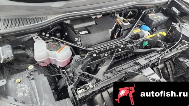 Audi Q4 e-tron Q4 e-Tron (F4) 2023 года - похожие автомобили
