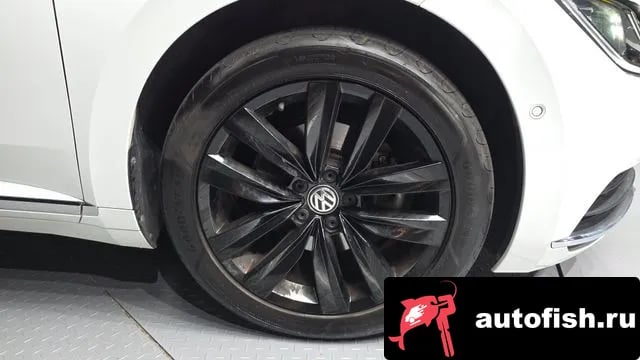 Volkswagen Arteon Atheon 2020 года - вид 5