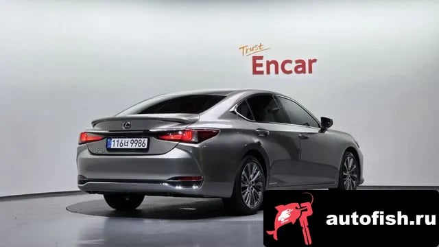 Lexus ES ES300h 7th generation 2018 года - вид 2