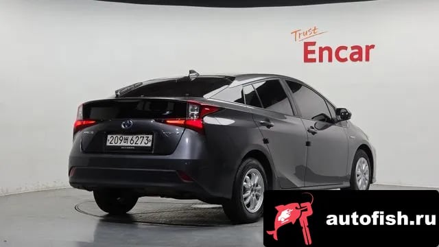 Toyota Prius Prius 4th Generation 2021 года - вид 1