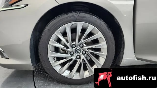 Lexus ES ES300h 7th generation 2023 года - вид 5