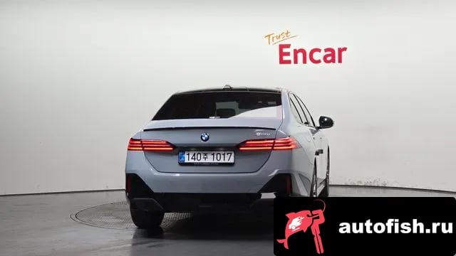BMW 5-Series 5 Series (G60) 2025 года - вид 4