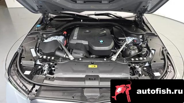 BMW 5-Series 5 Series (G60) 2025 года - вид 6