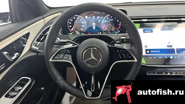 Mercedes-Benz E-Class E-Class W214 2026 года - похожие автомобили