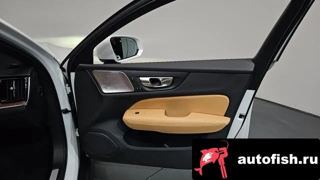Volvo V60 V60 Cross-country 2nd Generation 2024 года - похожие автомобили