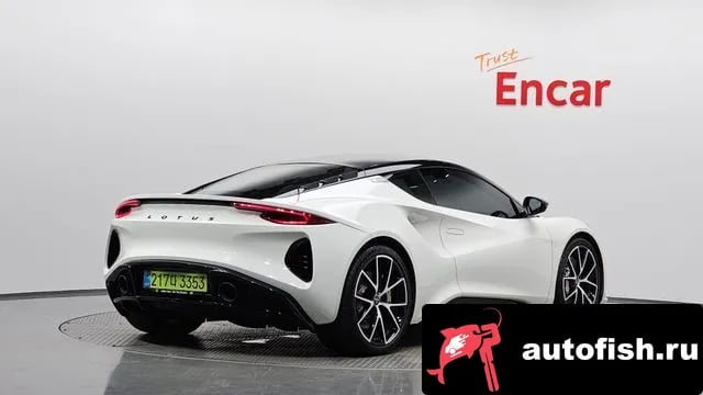 Lotus Emira Emira 2025 года - автомобиль из Южной Кореи