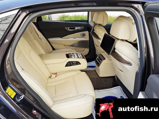 Kia K9 More K9 2019 года - автомобиль из Южной Кореи
