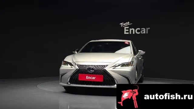 Lexus ES ES300h 7th generation 2018 года - вид 3