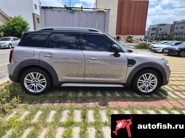 Mini Countryman Cooper Country Man 2021 года - вид 3