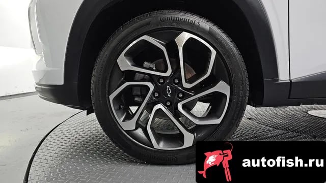 Chevrolet (GM Daewoo) Trax Trax Crossover 2023 года - вид 5